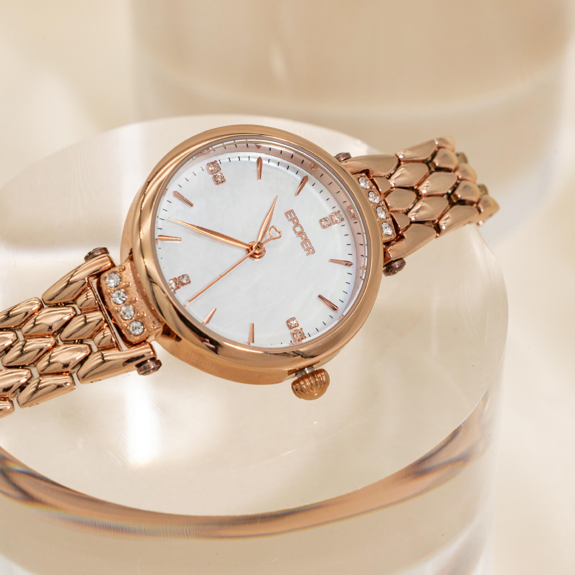 New stylish and luxurious watc - Luxury Watch Values recension och pris